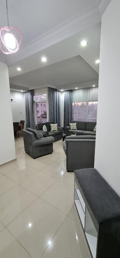 Oytam Apt Nicósia Exterior foto