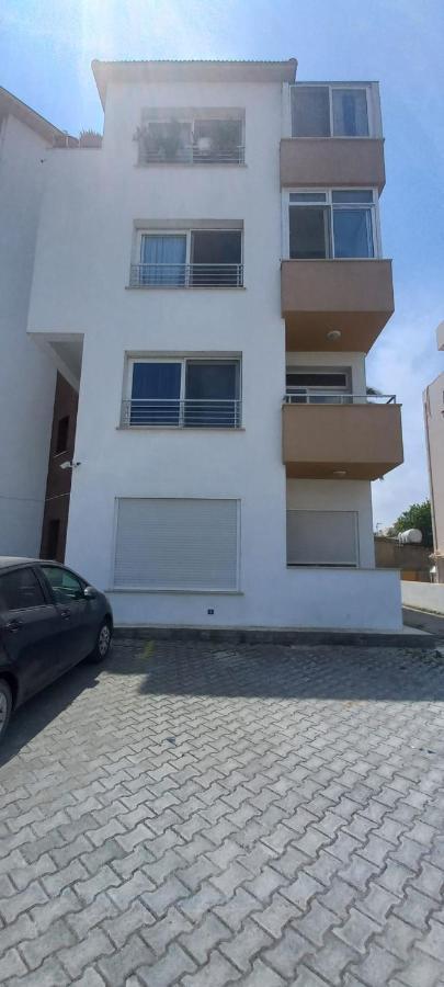 Oytam Apt Nicósia Exterior foto