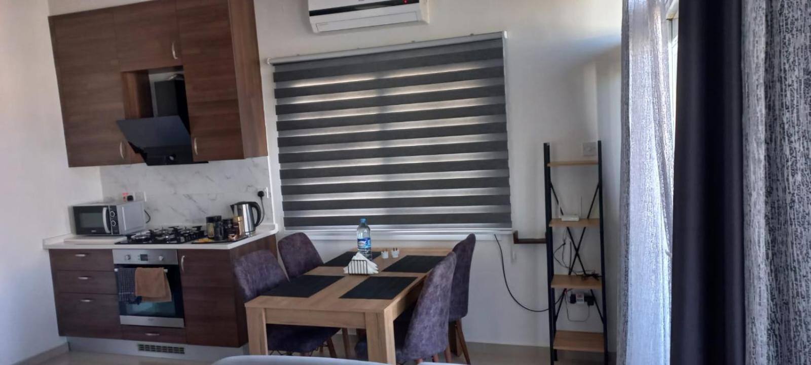 Oytam Apt Nicósia Exterior foto